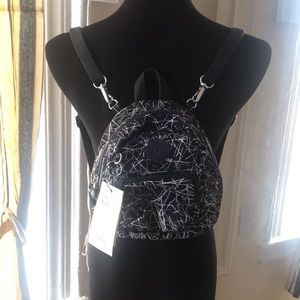 Kipling Convertible backbag. (Small)